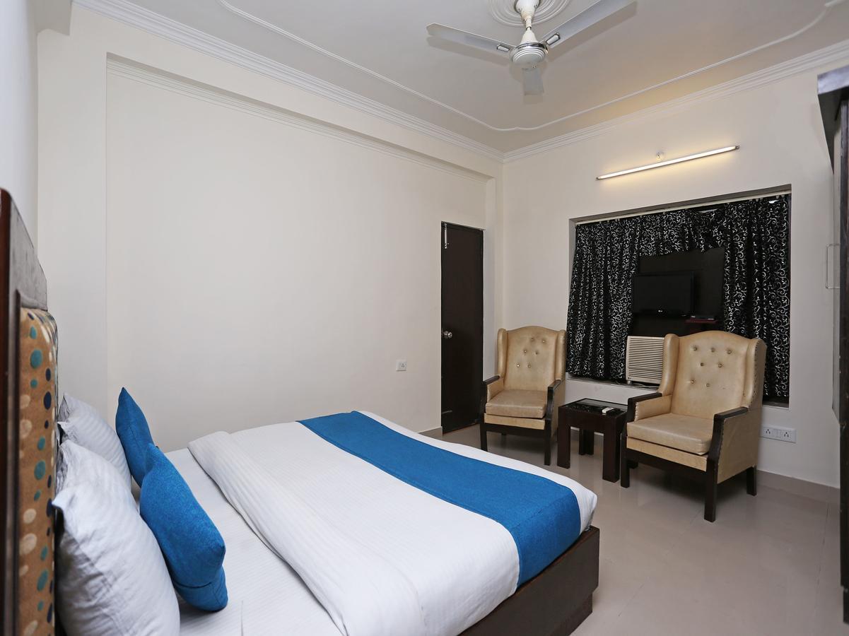 Oyo 10425 Queens Pearl Inn Dehradun Eksteriør bilde