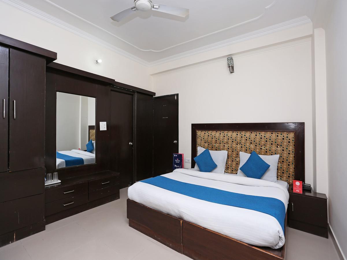Oyo 10425 Queens Pearl Inn Dehradun Eksteriør bilde