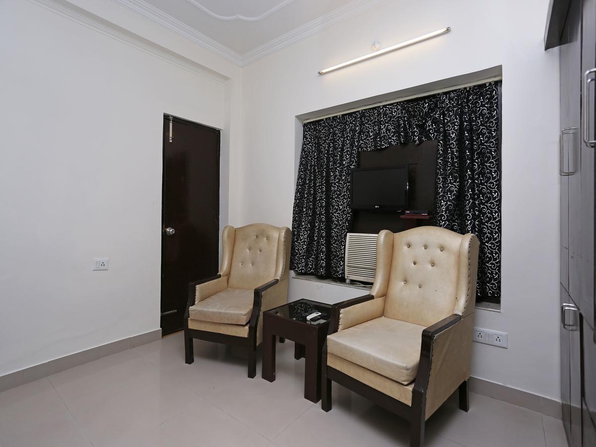 Oyo 10425 Queens Pearl Inn Dehradun Eksteriør bilde