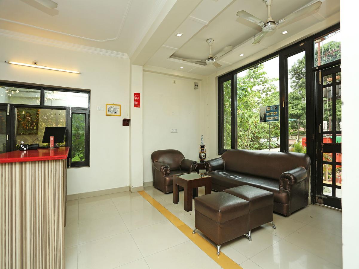 Oyo 10425 Queens Pearl Inn Dehradun Eksteriør bilde